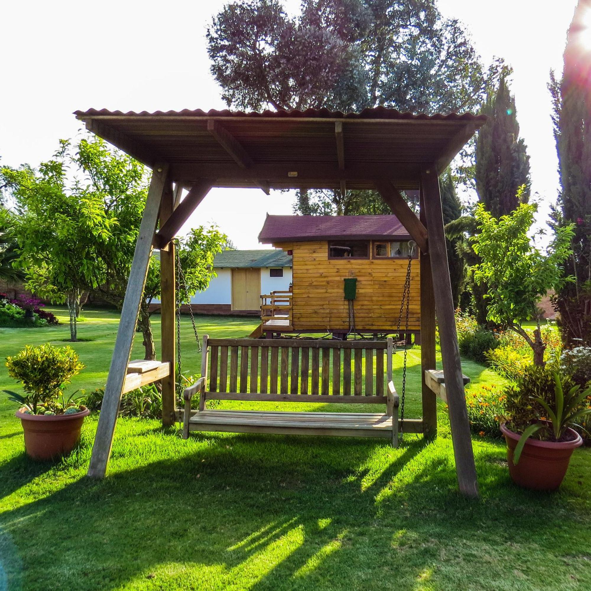 Hosteria Airport Garden Tababela Esterno foto