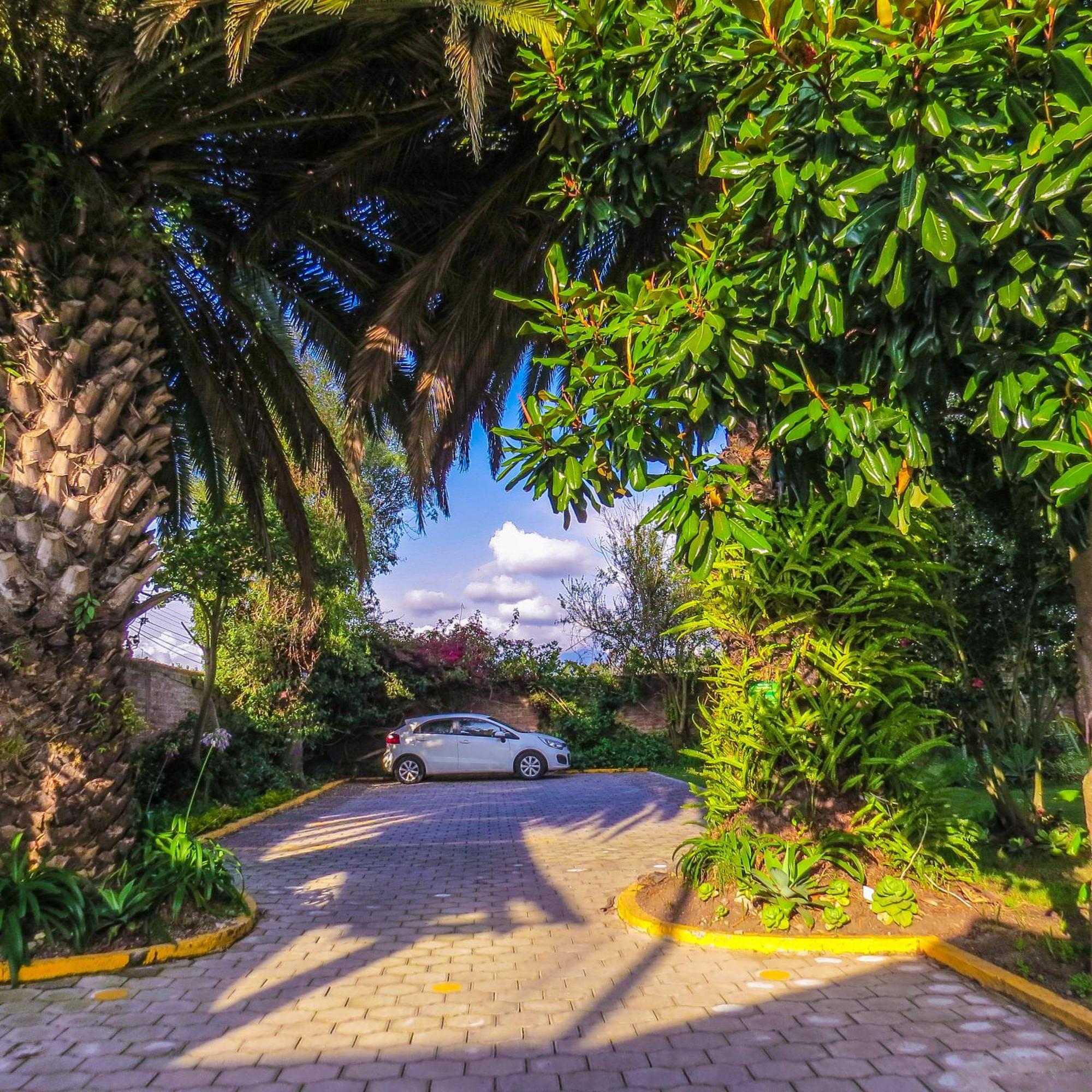 Hosteria Airport Garden Tababela Esterno foto